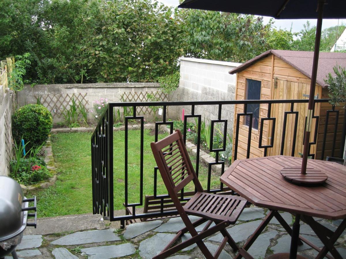 Spacious Quentoinise Town House Saint-Quentin  Exteriör bild